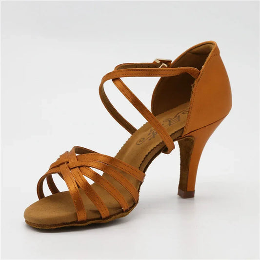 נעלי עקב יוקרתיים-מלני