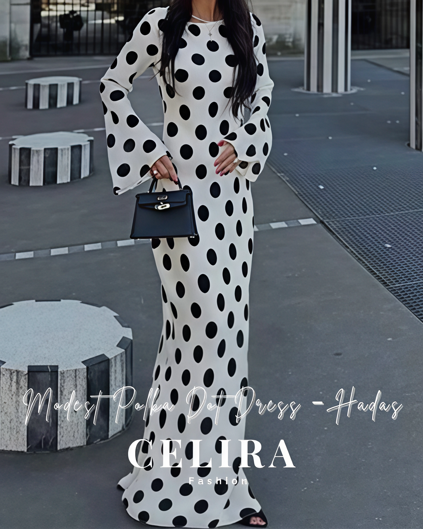 שמלה צנועה מנוקדת - הדס