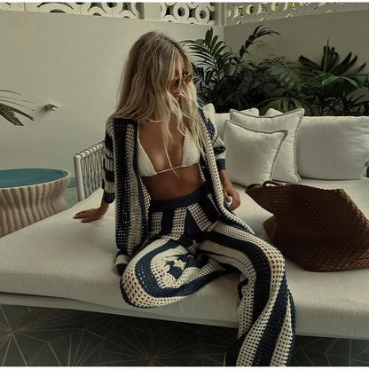 חליפת חוף סרוגהפסים- מיקונוס