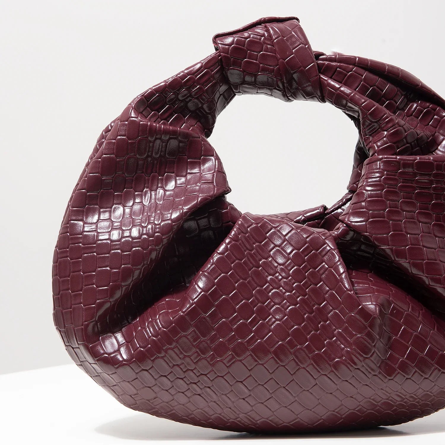 תיק יד ארוג- לין