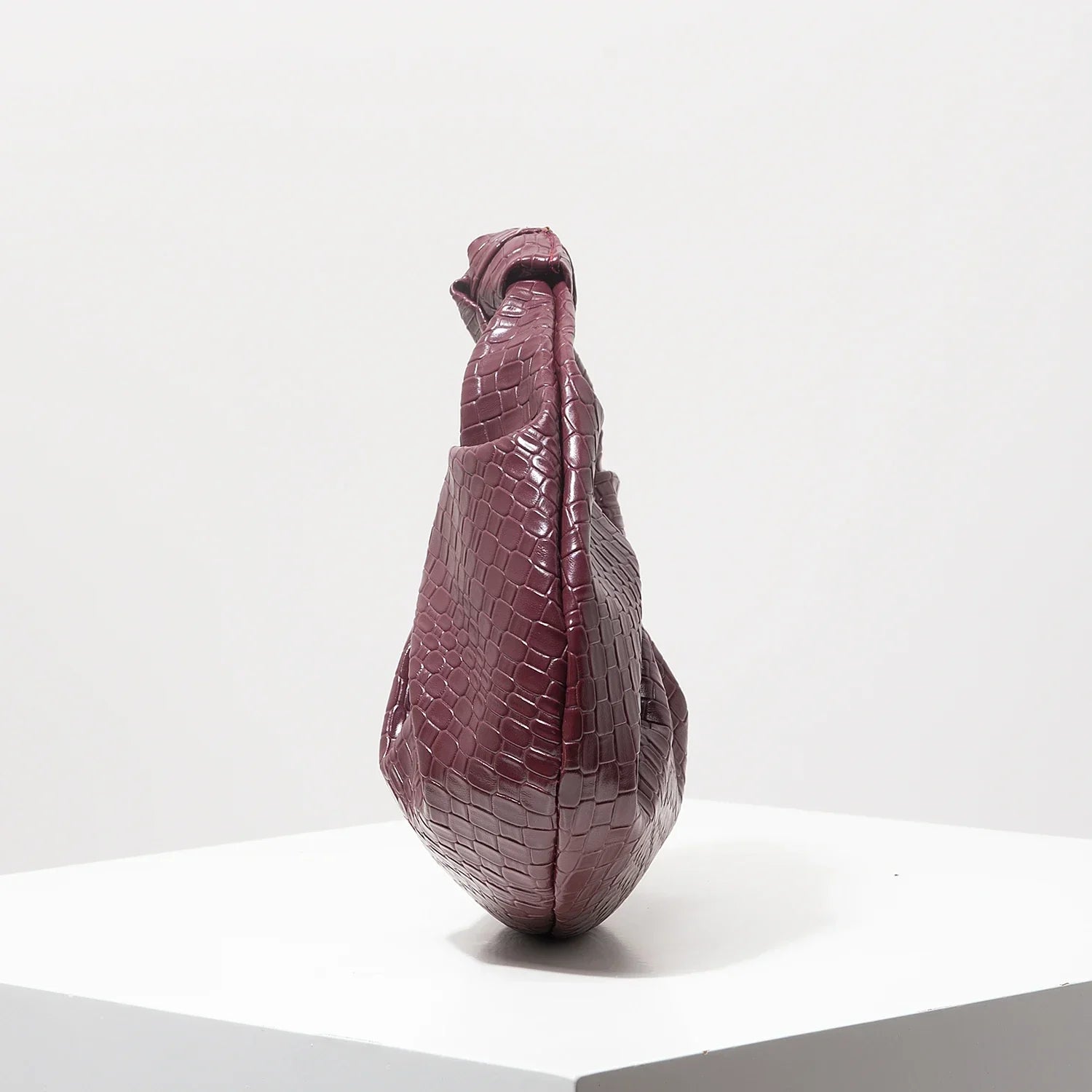 תיק יד ארוג- לין