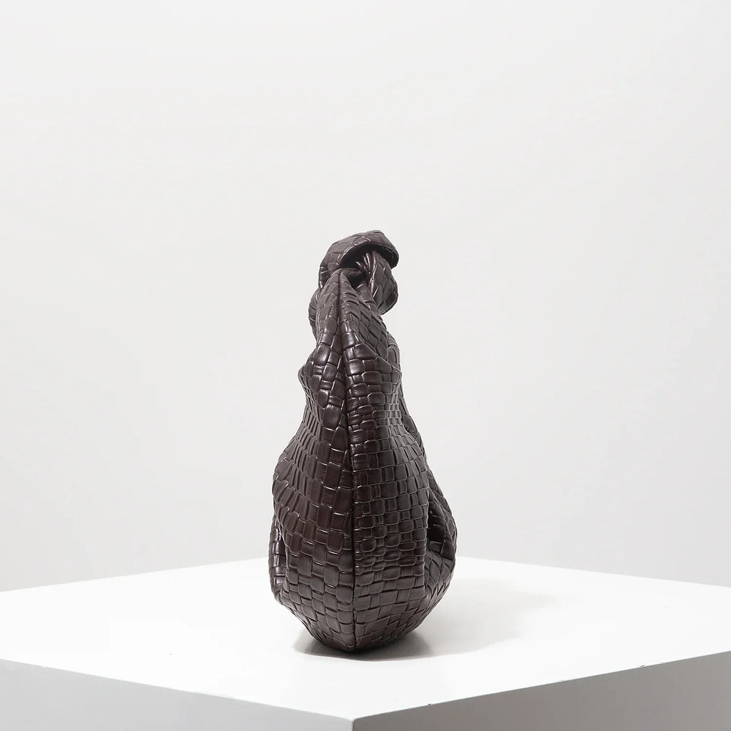 תיק יד ארוג- לין