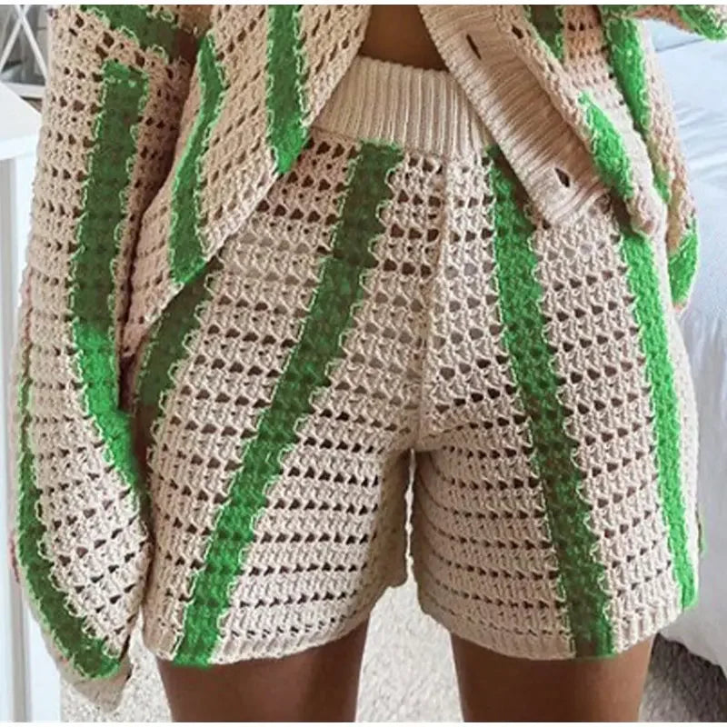 חליפת חוף סרוגהפסים- מיקונוס